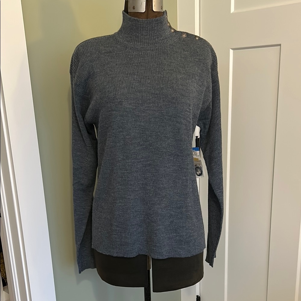 Jones New York bluish gray Turtleneck Sweater 💯 lambs wool button down shoulder